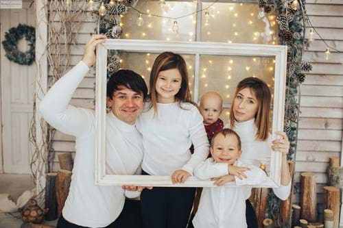 Family Crețu